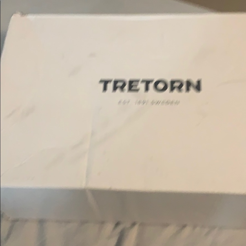 New in box Tretorn sneakers